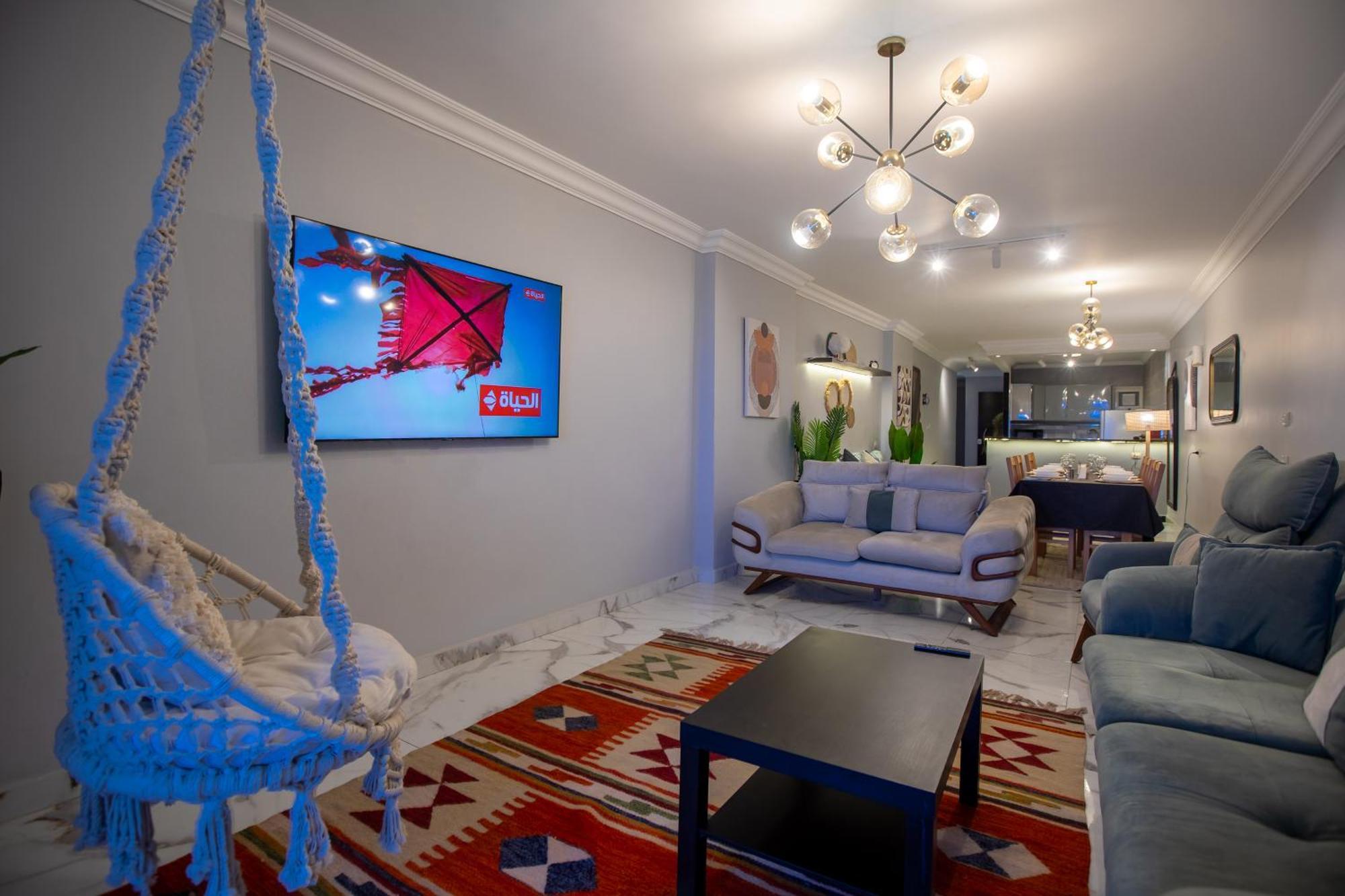 Skyline Premium Апартаменты *